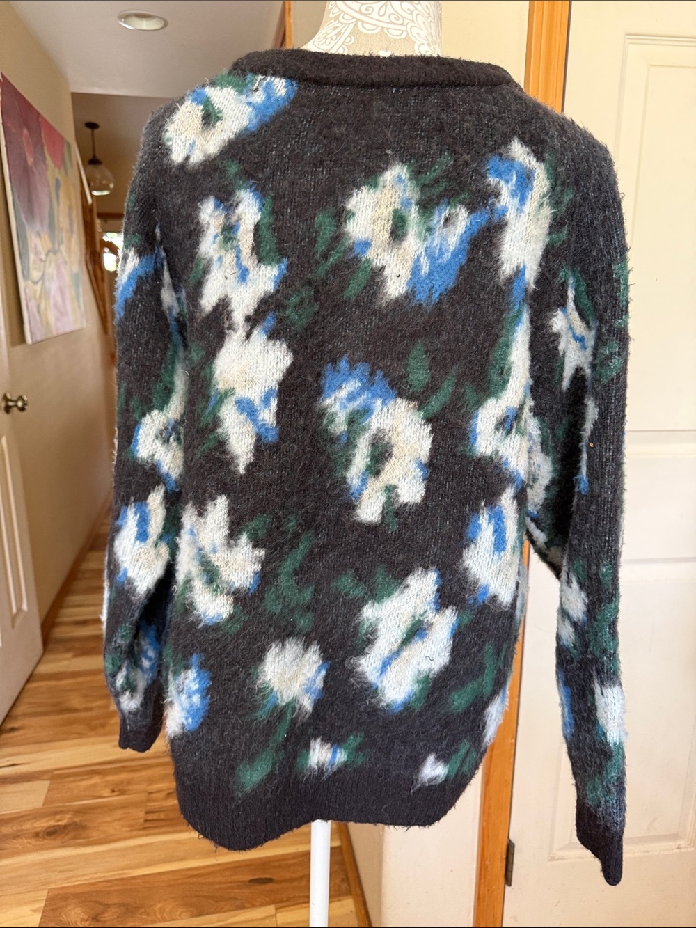 💥3/$12 SALE💥 Hazel floral cardi - Picture 5 of 5